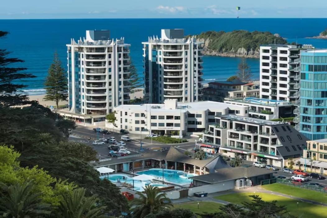 Oceanside Apartment With Garden Views Mount Maunganui Ngoại thất bức ảnh