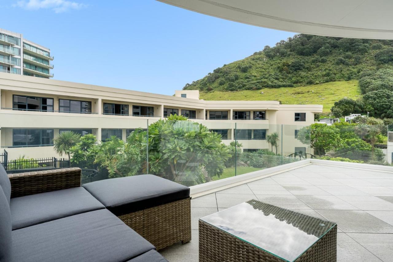 Oceanside Apartment With Garden Views Mount Maunganui Ngoại thất bức ảnh