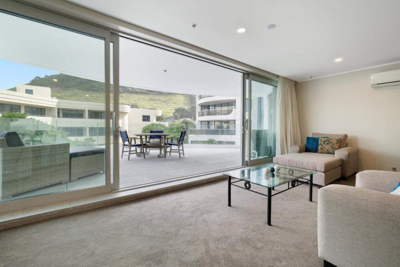 Oceanside Apartment With Garden Views Mount Maunganui Ngoại thất bức ảnh